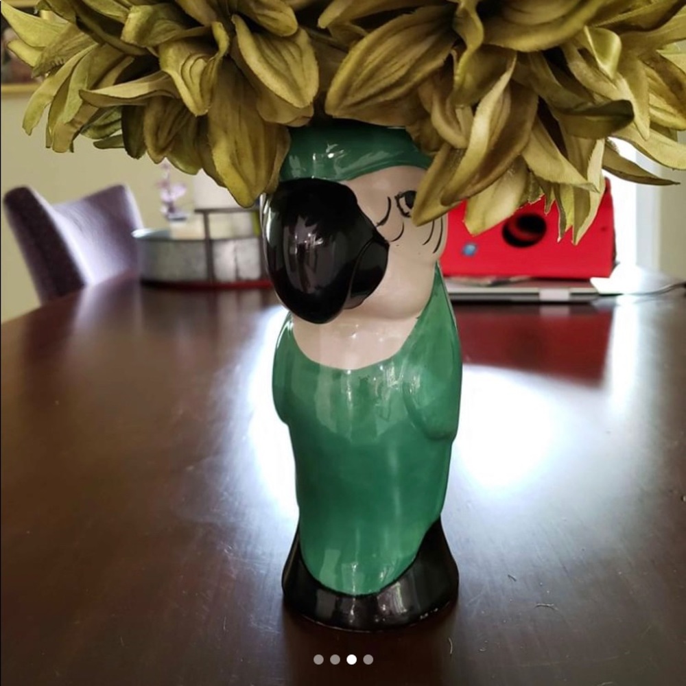 Plant mama only